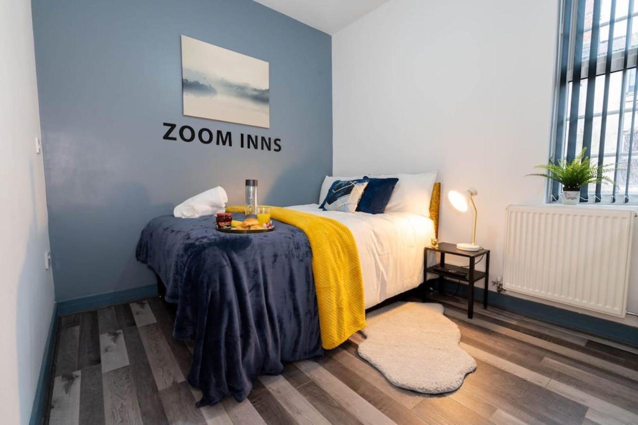 Autumn Oasis - Chic Studio In West Midlands Appartement Birmingham Buitenkant foto