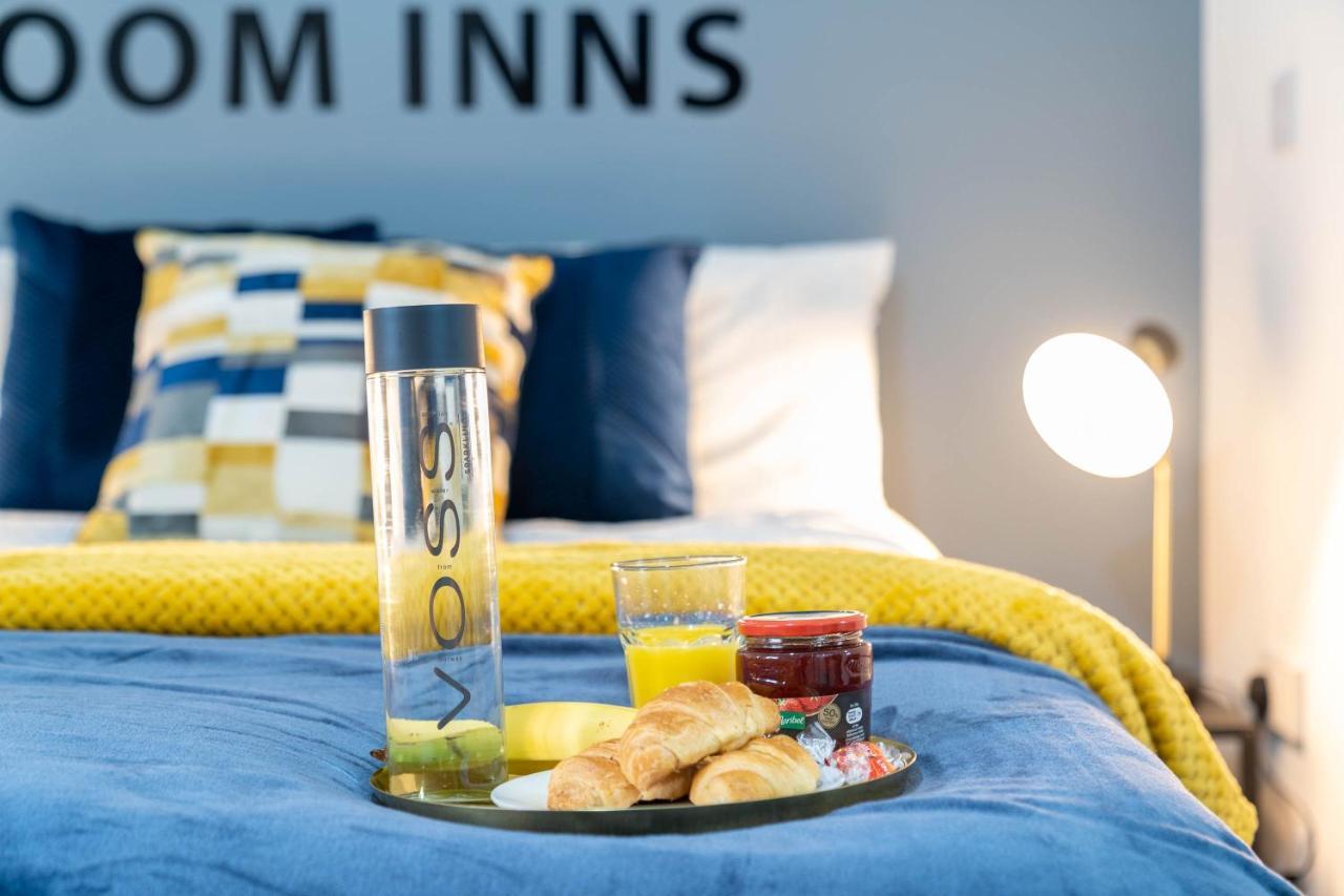Autumn Oasis - Chic Studio In West Midlands Appartement Birmingham Buitenkant foto